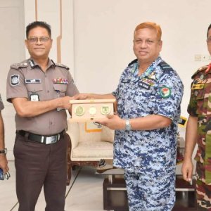 সশস্ত্র বাহিনী ও পুলিশের পারস্পরিক সহযোগিতা জোরদারে গুরুত্বারোপ