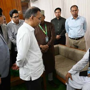 অধিবেশন চলাকালে অসুস্থ জামায়াত এমপির খোঁজ নিলেন প্রধানমন্ত্রী