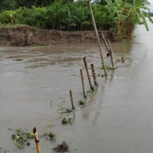 বিপদসীমার ওপরে চার নদীর পানি