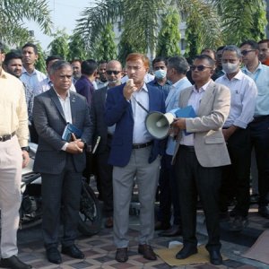 বেবিচকের আকস্মিক অগ্নিনির্বাপন মহড়া