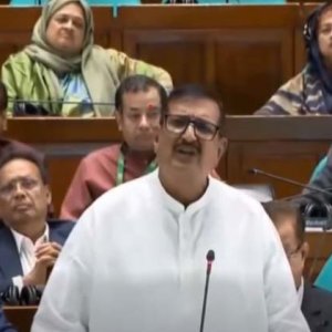 ‘মব সৃষ্টিকারীরা আগামী দিনে গণতন্ত্রের জন্য সবচেয়ে ক্ষতিকারক হবে’