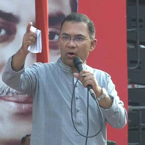 শ্রমিকের খাতায় নাম লেখানোর প্রতিশ্রুতি তারেক রহমানের