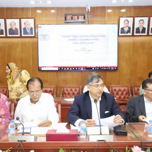 জামিনে মুক্ত শীর্ষ সন্ত্রাসীরা অপরাধে জড়ালে ব্যবস্থা: স্বরাষ্ট্রমন্ত্রী