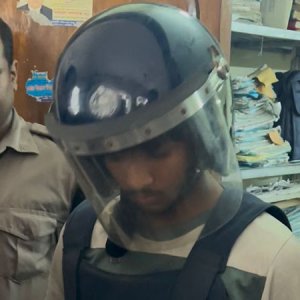বাবার সামনে স্কুলছাত্রীকে অপহরণ: অভিযুক্ত লামিন একদিনের রিমান্ডে