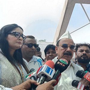 বর্তমান সরকারের সামনে অনেক চ্যালেঞ্জ: গয়েশ্বর চন্দ্র