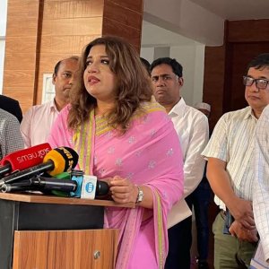 যুদ্ধের আড়ালে চাপা পড়েছে রোহিঙ্গা সংকট, প্রত্যাবাসনের চেষ্টা চলছে