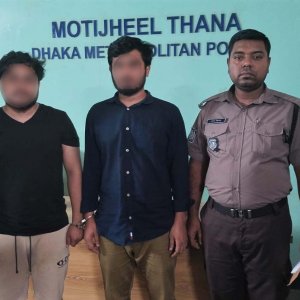 ভুয়া ডিবি পরিচয়ে অপহরণ, চক্রের ২ সদস্য গ্রেফতার
