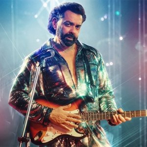 ‘বান্দর’ এ কি চমক নিয়ে আসছেন ববি দেওল?