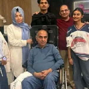 মির্জা আব্বাসের উদ্দেশে নাসীরুদ্দীন পাটওয়ারী, ‘কামব্যাক কমরেড’