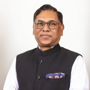 স্ত্রী-ছেলেসহ নসরুল হামিদের আয়কর নথি জব্দ