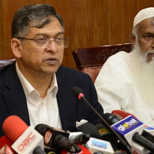 ঈদ ঘিরে বিশেষ নিরাপত্তা ব্যবস্থা ও মনিটরিং সেল চালু: স্বরাষ্ট্রমন্ত্রী