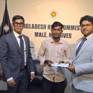 দেশে ফিরতে প্রবাসীকে বাংলাদেশ হাইকমিশনের মানবিক সহায়তা