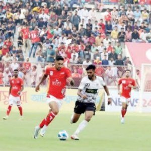 ‘কিংসের মাঠ নিয়ে অনেক অভিযোগ, কেন খেলবো?’