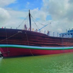 ওমান উপকূলে হামলায় ডুবলো ভারতীয় জাহাজ ওমান উপকূলে হামলায় ডুবলো ভারতীয় জাহাজ