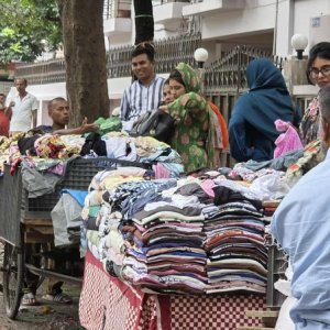 মধ্যবিত্তের ‘ভ্যানটেক্স’