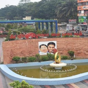 মায়ের নামে পার্ক করে ১০ কোটি টাকা অপচয় মেয়রের, ফেরত দেবে কে মায়ের নামে পার্ক করে ১০ কোটি টাকা অপচয় মেয়রের, ফেরত দেবে কে