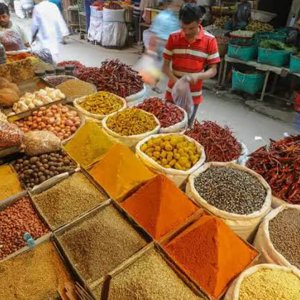 মসলায় রাজস্ব কমলো ১০০ কোটি টাকা, কারণ কী