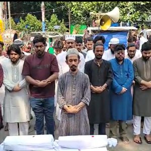 হামে মৃত শিশুদের স্মরণে শাহবাগে গায়েবানা জানাজা