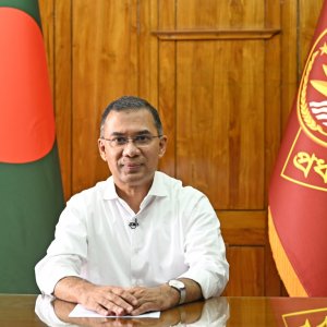প্রধানমন্ত্রীর নজরদারিতে মন্ত্রী-এমপিরা