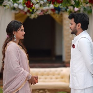 দুর্দান্ত প্রেম আর ভয়ংকর এক ক্ষমতার লড়াইয়ের গল্প