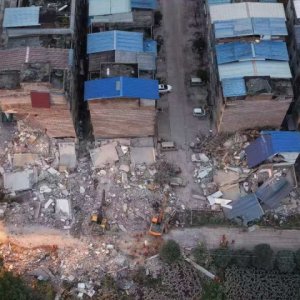 চীনের ৫.২ মাত্রার ভূমিকম্পে প্রাণ গেল দম্পতির, ধসে পড়লো ১৩ ভবন