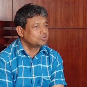 সাবেক ডিবি প্রধান হারুনের ভাইয়ের আয়কর নথি জব্দের নির্দেশ সাবেক ডিবি প্রধান হারুনের ভাইয়ের আয়কর নথি জব্দের নির্দেশ