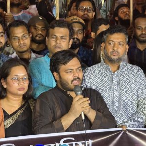 রামিসাসহ সব ধর্ষণ ও হত্যার বিচারের দাবিতে এনসিপির মশাল মিছিল