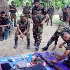 খাগড়াছড়িতে দুই দলের গোলাগুলির পর অস্ত্র ও গোলাবারুদ উদ্ধার