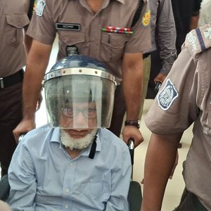 সাবেক প্রধান বিচারপতি খায়রুল হক নতুন মামলায় গ্রেফতার
