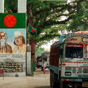 ৭ দিন বেনাপোল বন্দরে আমদানি-রফতানি বন্ধ