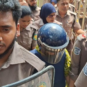 আদালতে আনা হয়েছে রামিসা হত্যার দুই আসামিকে