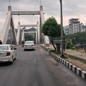 হাতিরঝিলের স্পিড ব্রেকার এখন মরণ ফাঁদ