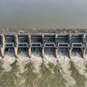 পদ্মা ও তিস্তা ব্যারেজ নিয়ে সরকারের সিদ্ধান্ত জানালেন মাহদী আমিন পদ্মা ও তিস্তা ব্যারেজ নিয়ে সরকারের সিদ্ধান্ত জানালেন মাহদী আমিন