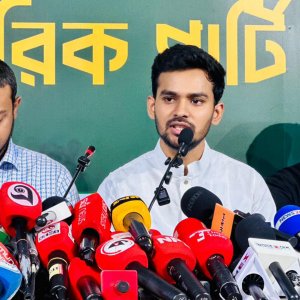 অন্তর্বর্তী সরকারের ‘কিচেন কেবিনেট’ সদস্য ছিলাম না: আসিফ মাহমুদ
