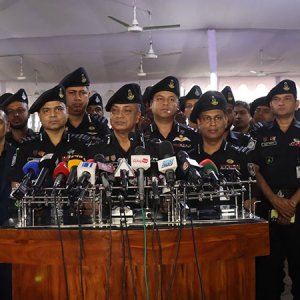 ‘থ্রেট অনুভব করছি না, নিরাপত্তাব্যবস্থা জোরদার রয়েছে’