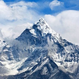 এভারেস্টে চীন-নেপালের যৌথ বৈজ্ঞানিক সাফল্য