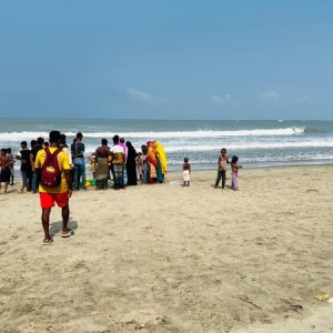 কক্সবাজার সৈকতে নিখোঁজ পর্যটকের লাশ উদ্ধার