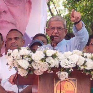 সব দলকে তাদের কর্মকাণ্ড করতে দিতে চাই, মানুষ ঠিক করবে তারা কাকে চায়: মির্জা ফখরুল