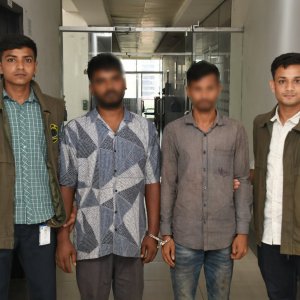 প্রধানমন্ত্রীর কার্যালয়ের লাল টেলিফোনের তার চুরি, গ্রেফতার ২
