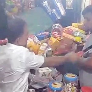 চাঁদা না পেয়ে হামলা ও ভাঙচুরের অভিযোগ, যুবদল নেতার সব পদ স্থগিত