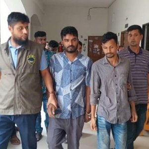 প্রধানমন্ত্রীর কার্যালয়ের রেড টেলিফোনের তার চুরি, গ্রেফতার দুই আসামি রিমান্ডে 