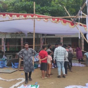 নাসীরুদ্দীন আসার আগেই এনসিপির অনুষ্ঠানের মঞ্চ ভাঙচুর ও হামলা