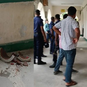 ‘দালাল’ বলায় ডিসি অফিসে বিএনপির দুই নেতার মারামারি