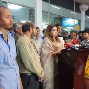 লেবাননে নিহত দুজনের মরদেহ গ্রহণ করলেন পররাষ্ট্র প্রতিমন্ত্রী