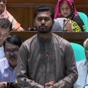 নারী কর্মীদের সরাসরি বিদেশে পাঠাতে ‘অ্যাডভান্স পুল’ তৈরির চি