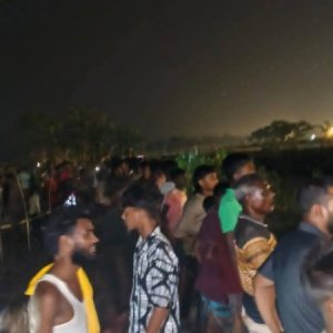 রাত জেগে সীমান্ত পাহারা দিচ্ছেন পাঁচ শতাধিক বাংলাদেশি