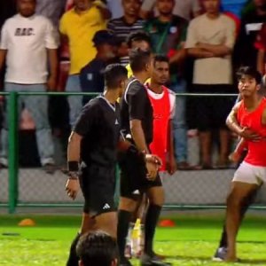 পেনাল্টি, লাল কার্ড ও মারামারির ম্যাচে মালদ্বীপকে হারাতে পার