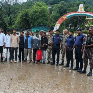তামাবিল দিয়ে ৭ বাংলাদেশিকে ফেরত পাঠালো ভারত