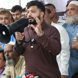 সরকারকে ব্যর্থ প্রমাণে বিভ্রান্তি ছড়ানো হচ্ছে: ইশরাক