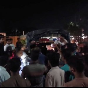 থানা থেকে দুই আসামি ছিনিয়ে নিতে উত্তেজনাকর পরিস্থি